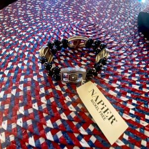 3/12 Napier NWT Stretch Bracelet silver tone with black faux beads 6 1/2”-7 1/2”